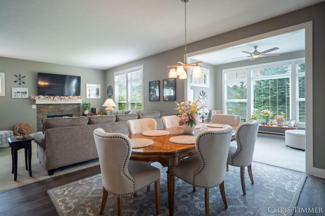 6597 Potters Wheel Drive SE, Caledonia, MI 49316