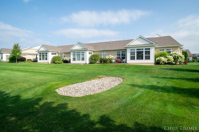 6597 Potters Wheel Drive SE, Caledonia, MI 49316