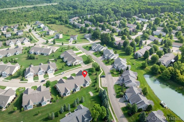 6597 Potters Wheel Drive SE, Caledonia, MI 49316