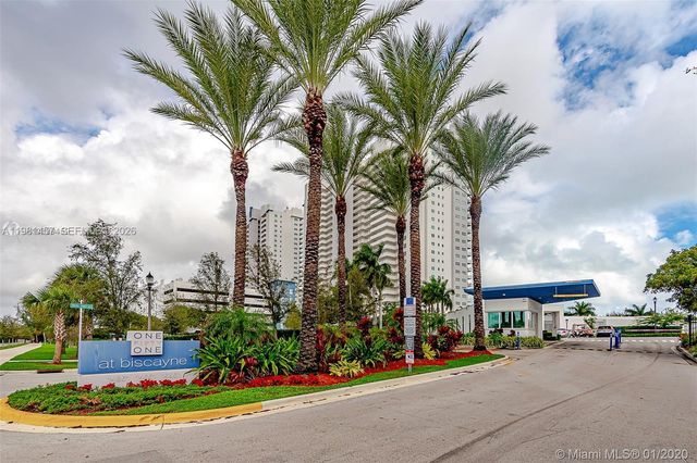 14951 Royal Oaks Ln 709, North Miami, FL 33181