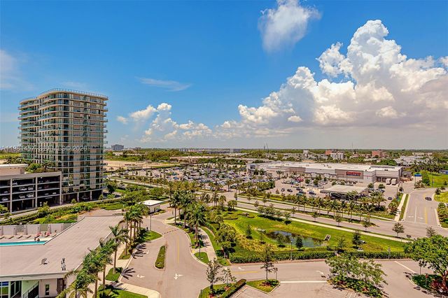 14951 Royal Oaks Ln 709, North Miami, FL 33181