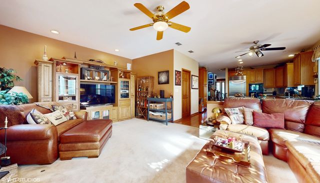 1640 S NEWTON Avenue, Park Ridge, IL 60068