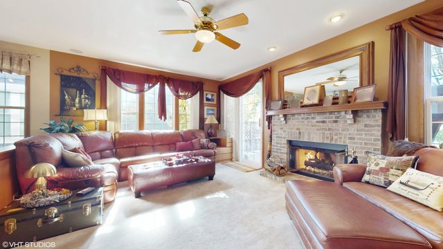 1640 S NEWTON Avenue, Park Ridge, IL 60068