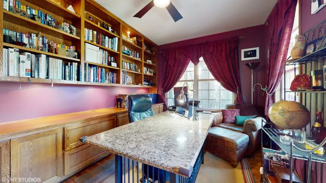 1640 S NEWTON Avenue, Park Ridge, IL 60068