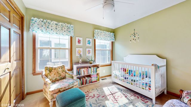 1640 S NEWTON Avenue, Park Ridge, IL 60068