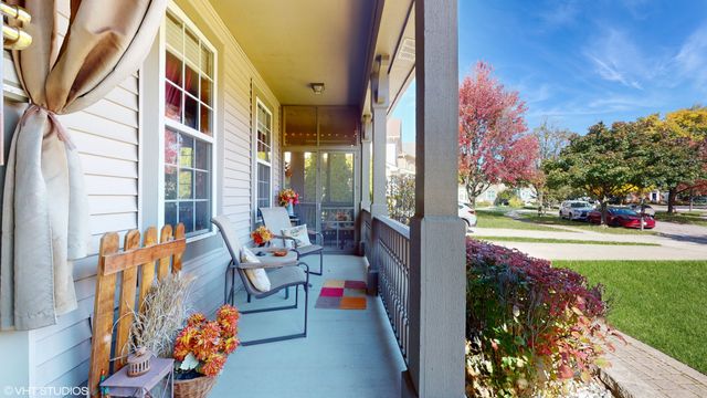 1640 S NEWTON Avenue, Park Ridge, IL 60068