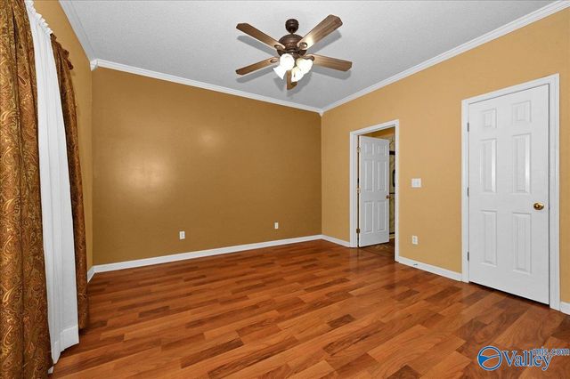 909 Bellemeade Street SW, Hartselle, AL 35640