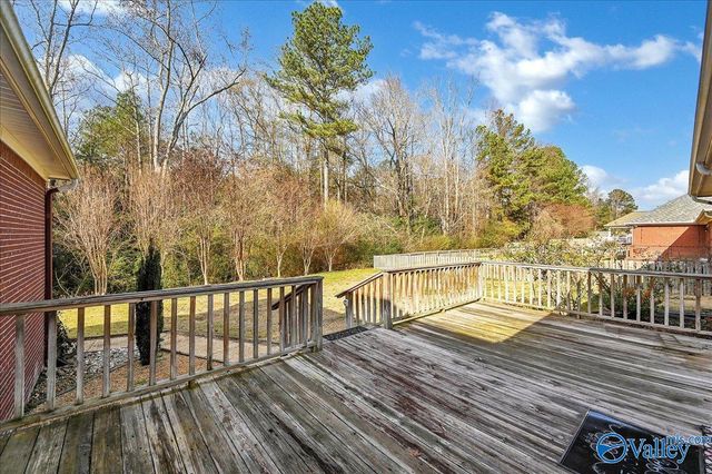 909 Bellemeade Street SW, Hartselle, AL 35640