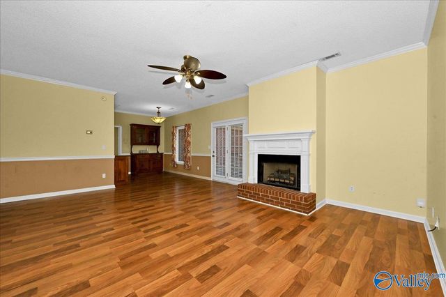 909 Bellemeade Street SW, Hartselle, AL 35640