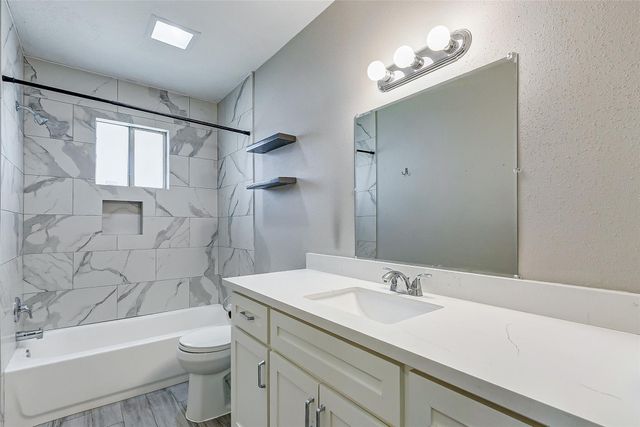 5423 Fawn Trail Lane, Humble, TX 77346