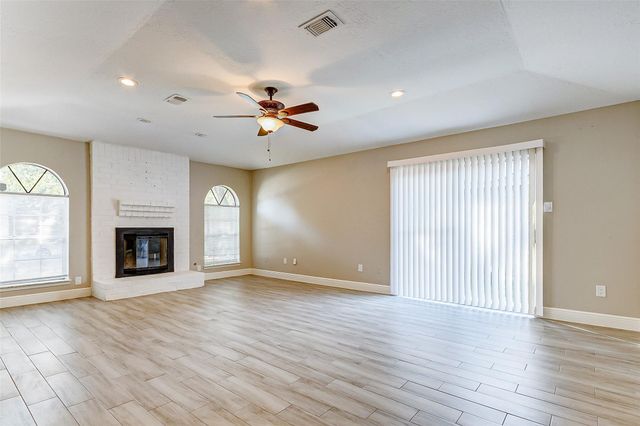 5423 Fawn Trail Lane, Humble, TX 77346