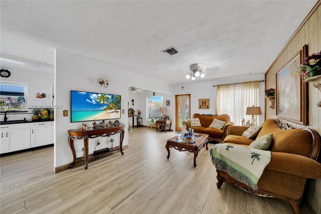 5402 SW 128th Place, Miami, FL 33175