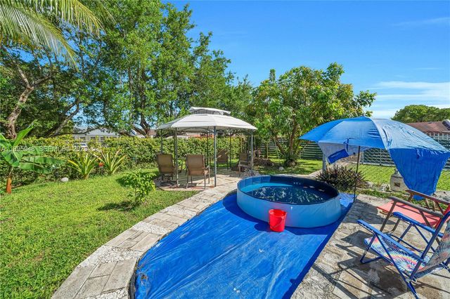 5402 SW 128th Place, Miami, FL 33175