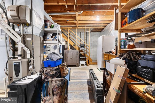 5099 COURTNEYS CORNER RD, Sumerduck, VA 22742