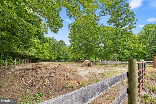 5099 COURTNEYS CORNER RD, Sumerduck, VA 22742