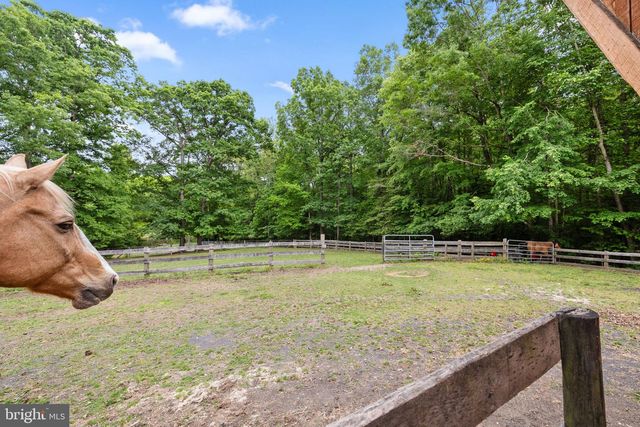 5099 COURTNEYS CORNER RD, Sumerduck, VA 22742