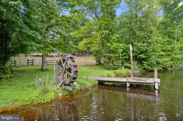 5099 COURTNEYS CORNER RD, Sumerduck, VA 22742