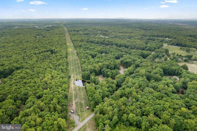 5099 COURTNEYS CORNER RD, Sumerduck, VA 22742