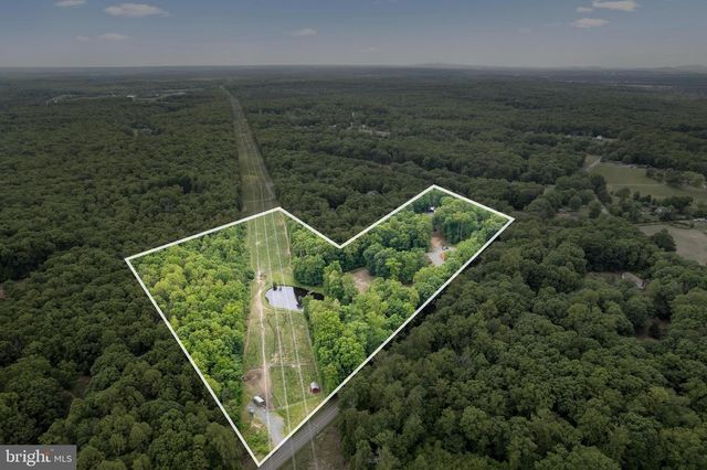 5099 COURTNEYS CORNER RD, Sumerduck, VA 22742