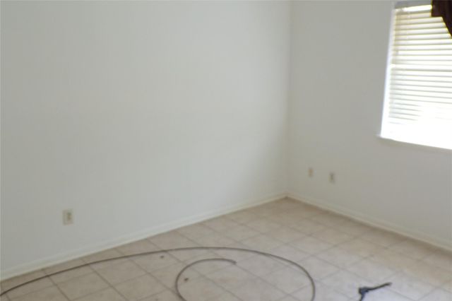 16006 Hiram Clarke Road, Houston, TX 77053