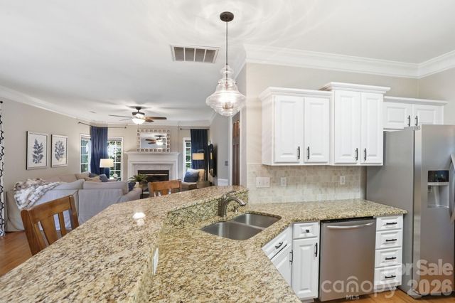 19737 Beneteau Court, Cornelius, NC 28031