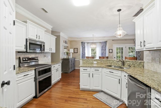 19737 Beneteau Court, Cornelius, NC 28031