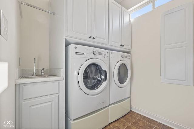 230 Maple View Drive, Westfield, IN 46074