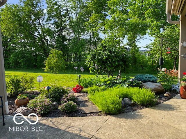 230 Maple View Drive, Westfield, IN 46074