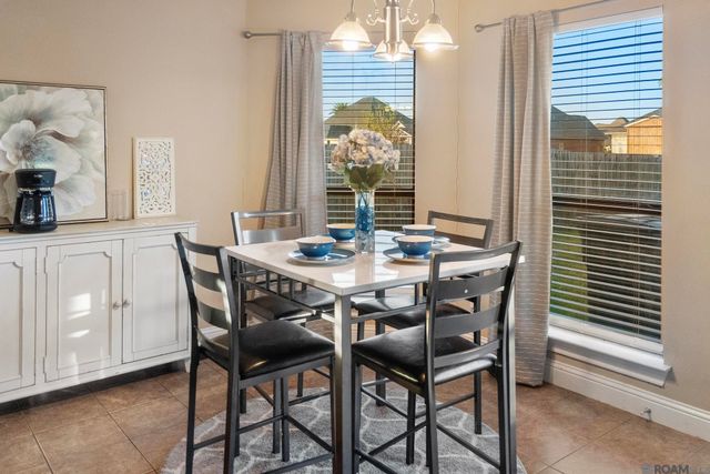 41220 Colonial Dr, Sorrento, LA 70778