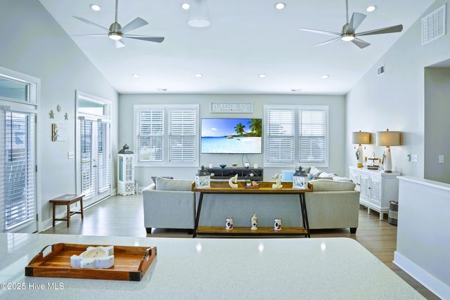 207 Fairview Street, Atlantic Beach, NC 28512