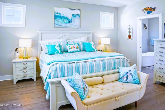 207 Fairview Street, Atlantic Beach, NC 28512