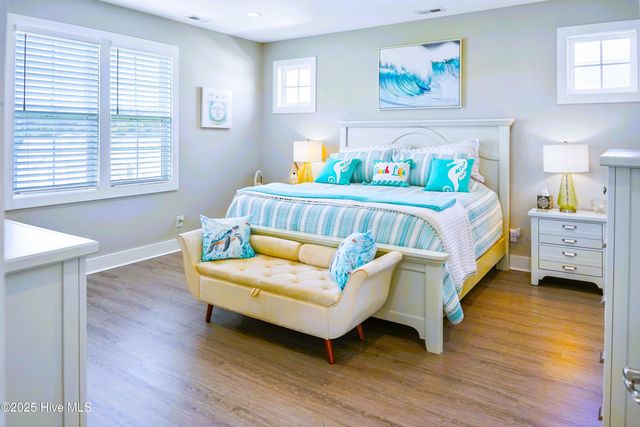 207 Fairview Street, Atlantic Beach, NC 28512