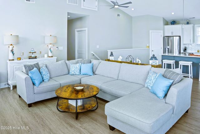 207 Fairview Street, Atlantic Beach, NC 28512