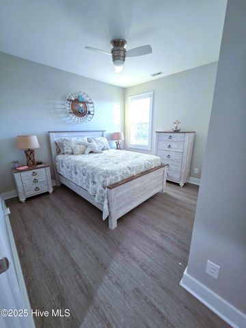 207 Fairview Street, Atlantic Beach, NC 28512