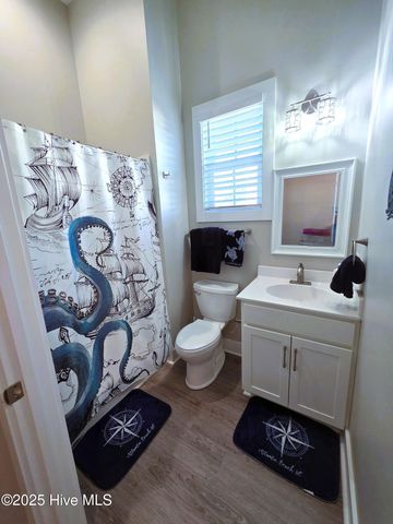 207 Fairview Street, Atlantic Beach, NC 28512