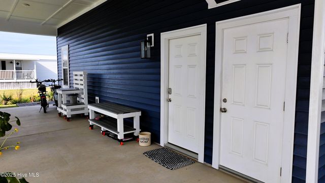 207 Fairview Street, Atlantic Beach, NC 28512