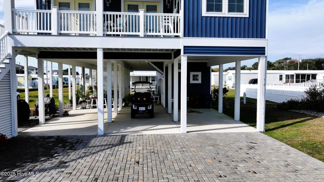 207 Fairview Street, Atlantic Beach, NC 28512