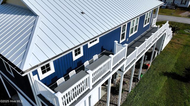 207 Fairview Street, Atlantic Beach, NC 28512