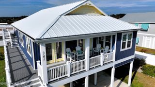 207 Fairview Street, Atlantic Beach, NC 28512