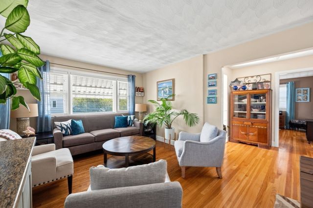 81 Warfield, Hull, MA 02045