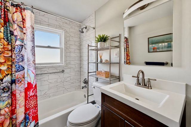 81 Warfield, Hull, MA 02045