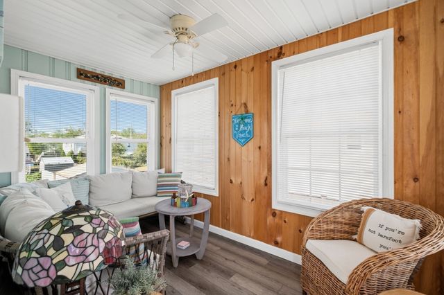 81 Warfield, Hull, MA 02045