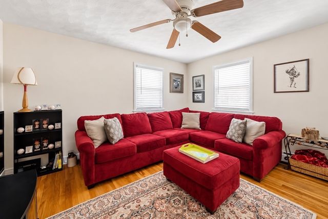 81 Warfield, Hull, MA 02045
