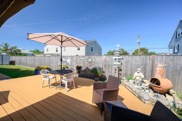 81 Warfield, Hull, MA 02045
