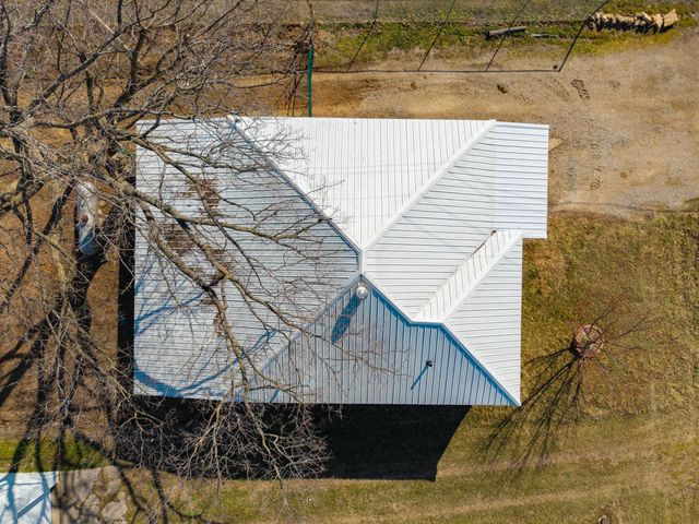 104 N Frances Street, Seymour, MO 65746