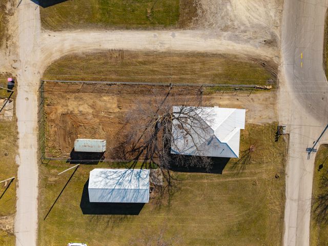 104 N Frances Street, Seymour, MO 65746