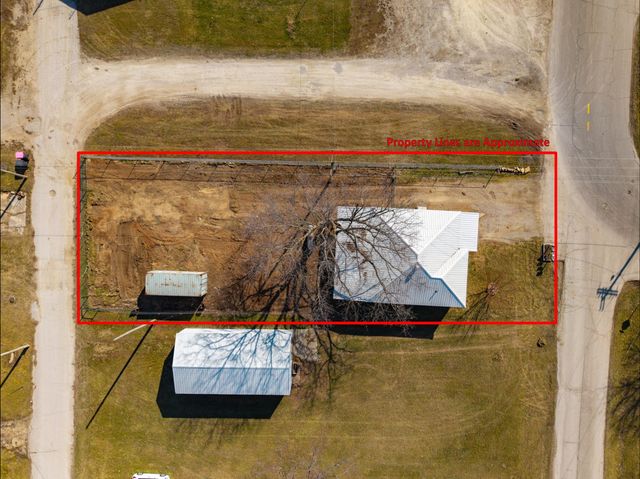 104 N Frances Street, Seymour, MO 65746