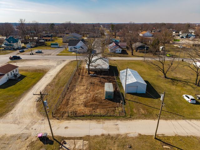 104 N Frances Street, Seymour, MO 65746