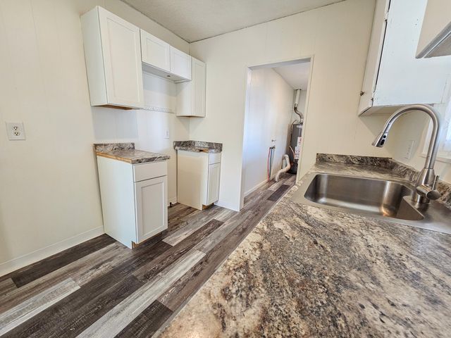 104 N Frances Street, Seymour, MO 65746