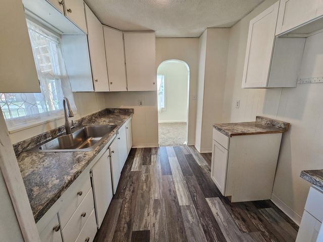 104 N Frances Street, Seymour, MO 65746